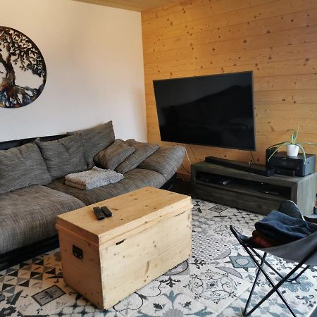 Superbe Appartement Neuf Avec Terrasse Orchamps-Vennes Zewnętrze zdjęcie