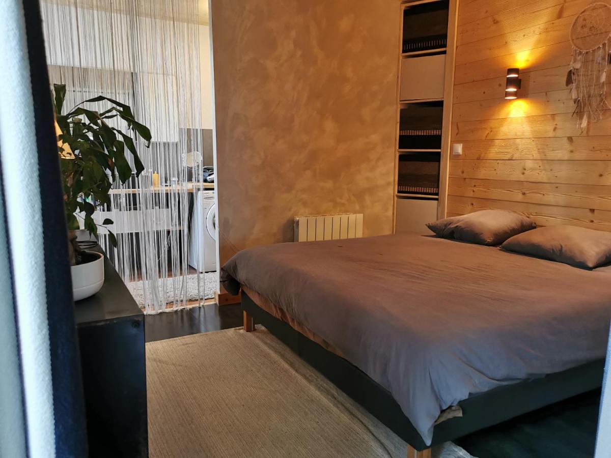 Superbe Appartement Neuf Avec Terrasse Orchamps-Vennes Zewnętrze zdjęcie