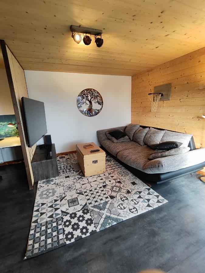 Superbe Appartement Neuf Avec Terrasse Orchamps-Vennes Zewnętrze zdjęcie